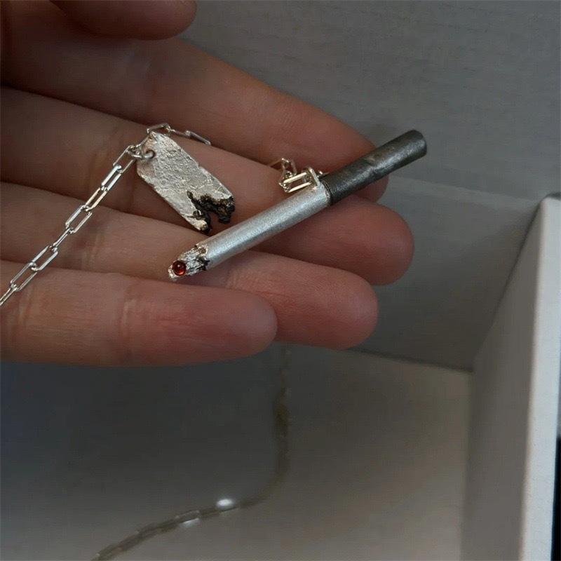 Fashion Cigarette Pendant Chok - Tech Wear Accessories ulasan dan harga