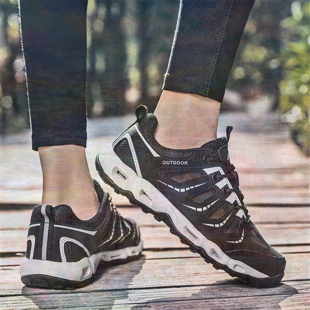 Sumer Round Tip Silver Sneaker - Trending Tech Accessories ulasan dan harga
